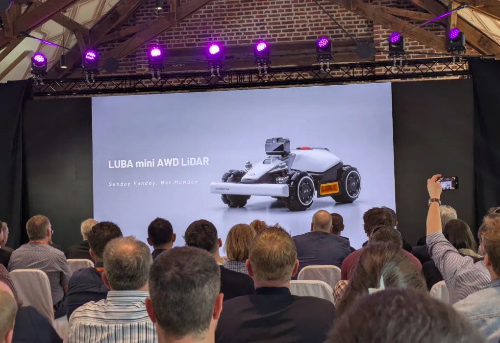 Robot tondeuse LiDAR 2025 : Luba Mini sans RTK par Mammotion
